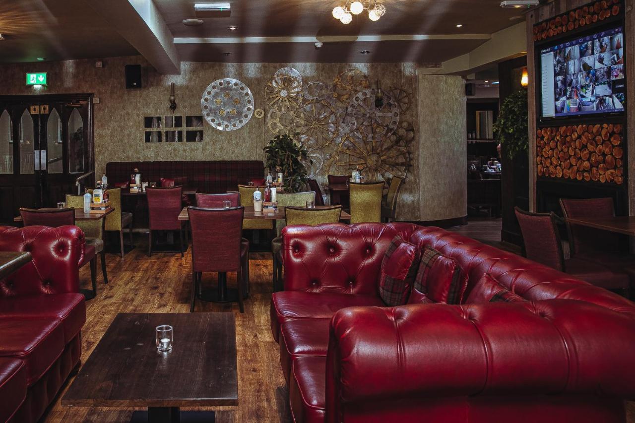Muskerry Arms Bar And B&B Бларни Екстериор снимка