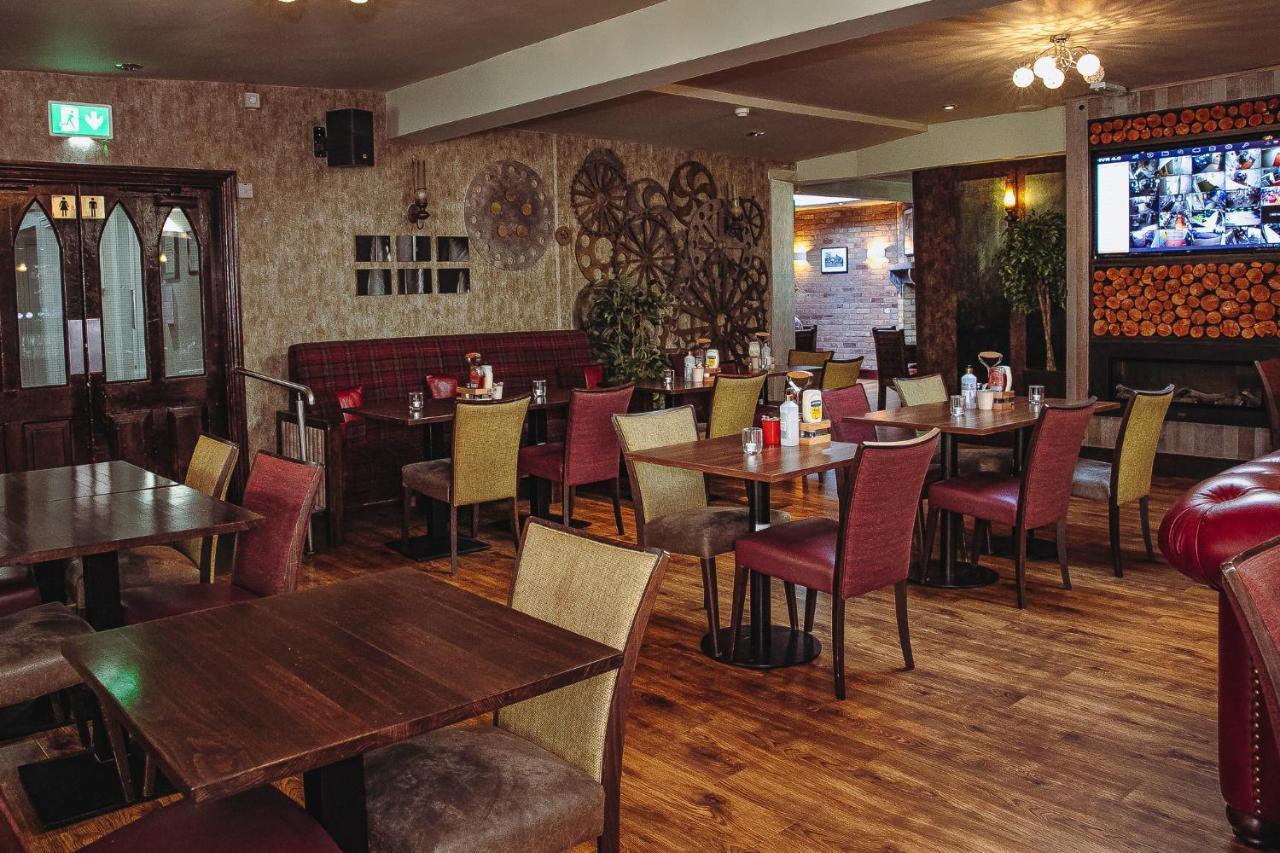 Muskerry Arms Bar And B&B Бларни Екстериор снимка