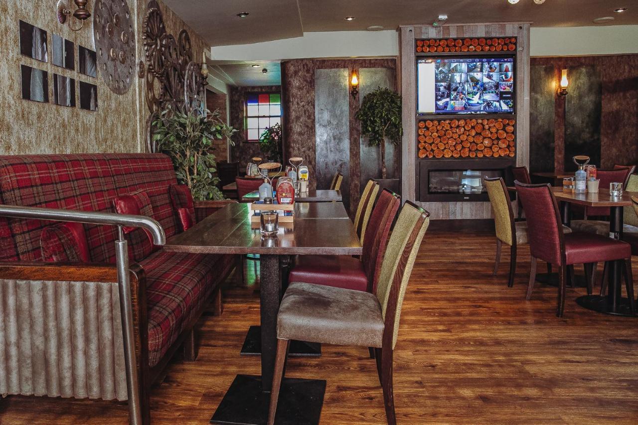 Muskerry Arms Bar And B&B Бларни Екстериор снимка
